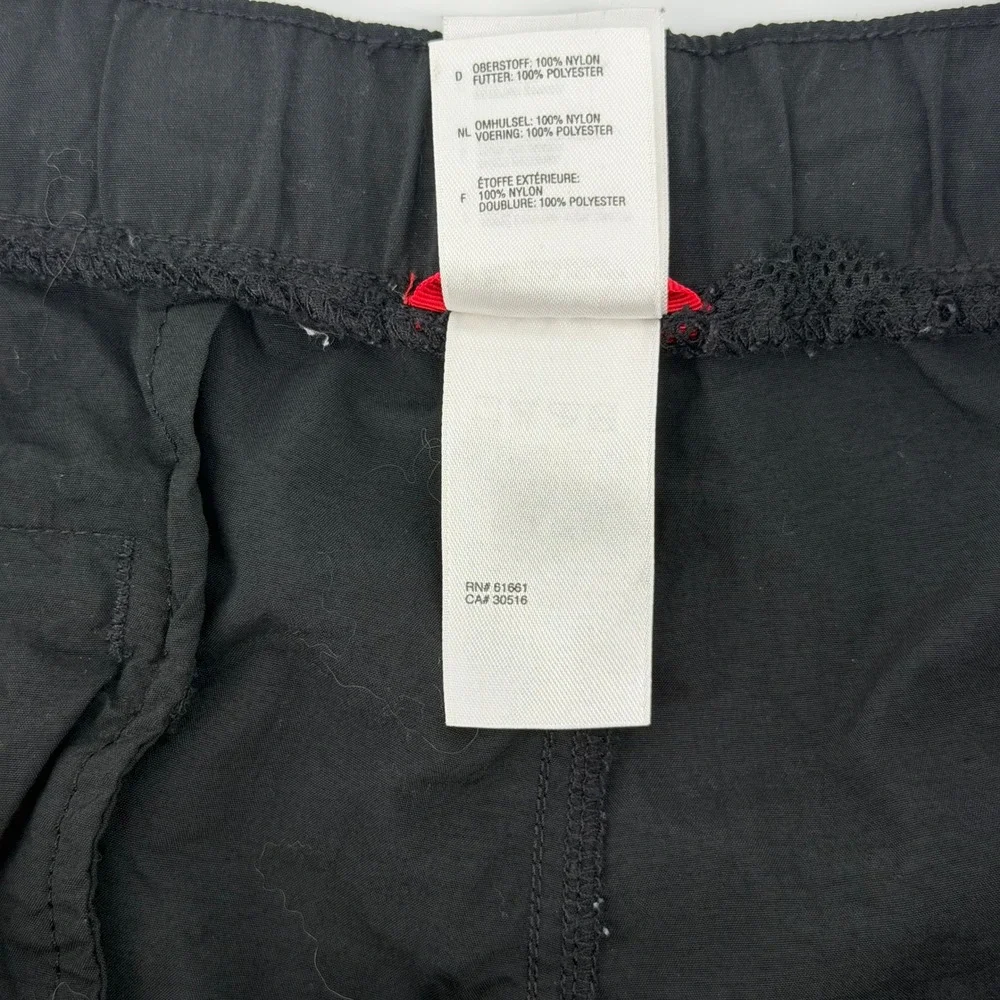 The North Face Belted Nylon Shorts Mens Large Black Hiking Gorpcore 6 Inseam
